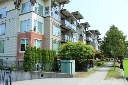416-33539 Holland Ave, Abbotsford, BC, V2S0C6 | Card Image