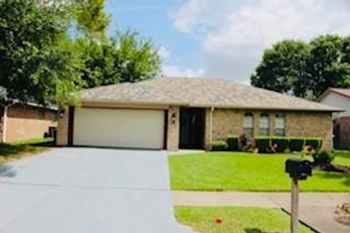 5923 Pine Needle Ln, Pasadena, TX, 77505-3134 | Card Image