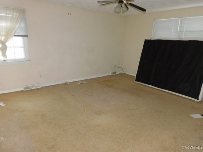 APT-8 - 90 Carriage Dr, Condo with 3 bedrooms, 3 bathrooms and null parking in Orchard Park NY | Image 10