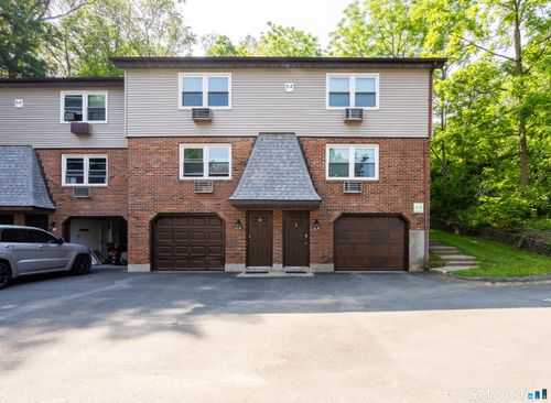 b-64 Nutmeg Dr, Meriden, CT, 06451-2887 | Card Image