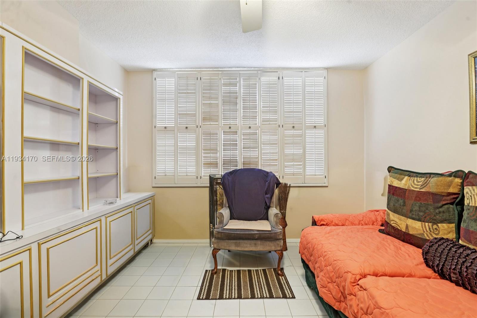 Residential in Hollywood 4