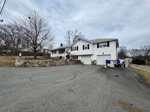 46 W Fountain St, Milford, MA, 01757-4017 | Card Image