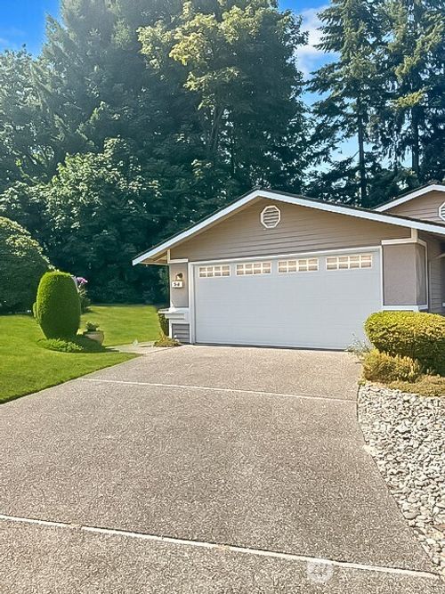 5a-1800 Mill Creek Rd, Mill Creek, WA, 98012-8070 | Card Image
