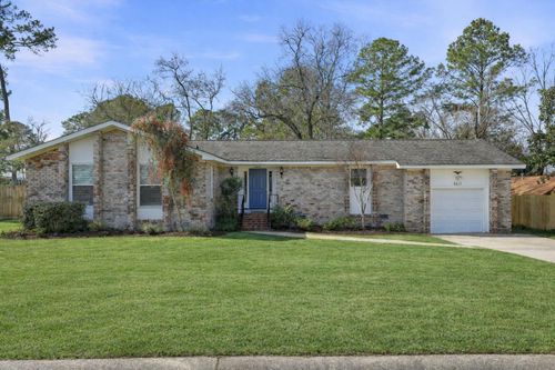 8517 Deerwood Dr, North Charleston, SC, 29406-9713 | Card Image