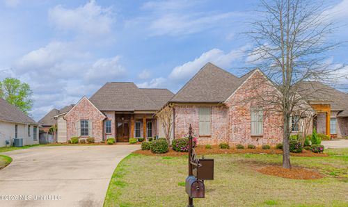 104 St Charles Dr, Madison, MS, 39110-5529 | Card Image
