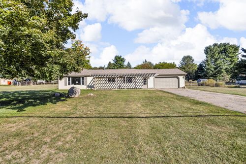 5303 Kay Dr, Jackson, MI, 49203-5981 | Card Image