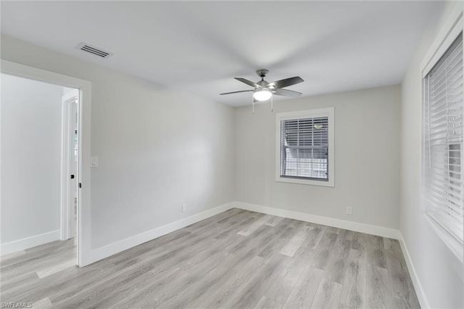 986 Coconut Cir W, House other with 3 bedrooms, 1 bathrooms and null parking in NAPLES FL | Image 12