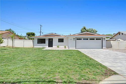 1335 Beaumont Ave, Beaumont, CA, 92223-1507 | Card Image