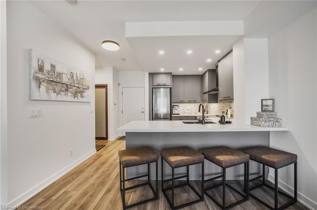 551 Maple Ave, House attached with 1 bedrooms, 1 bathrooms and 1 parking in Burlington ON | Image 11