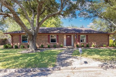 2912 Melmar Park Street, House other with 3 bedrooms, 2 bathrooms and null parking in Commerce TX | Image 1