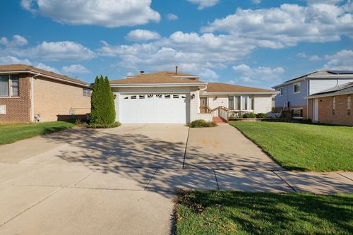 8446 163rd St, Tinley Park, IL, 60487-1113 | Card Image