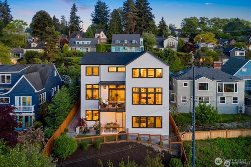 728 W Etruria St, Seattle, WA, 98119-1846 | Card Image