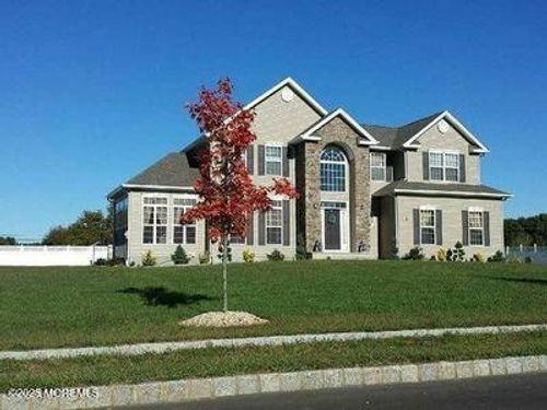 3 Derek Ct, Manalapan, NJ, 07726-3463 | Card Image