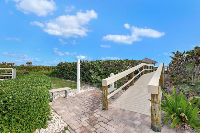 APT-804 - 5059 N Highway A1a, Condo with 2 bedrooms, 2 bathrooms and null parking in Hutchinson Island FL | Image 46