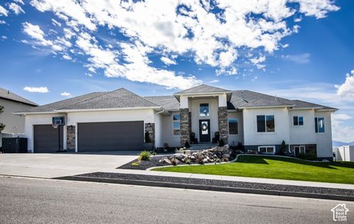 1222 E 300 S, Smithfield, UT, 84335-6815 | Card Image