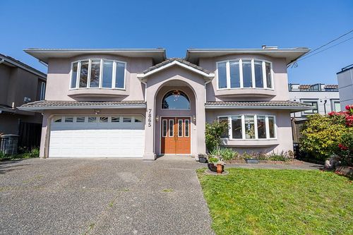 7865 16th Ave, Burnaby, BC, V3N1R2 | Card Image