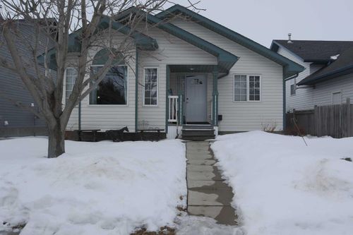 5228 41 Cres, Innisfail, AB, T4G1W5 | Card Image