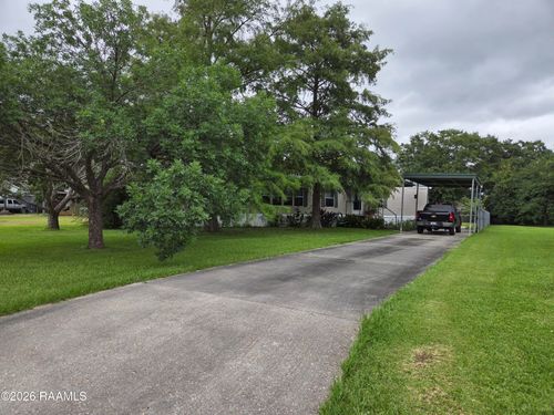 404 Windsong Dr, Youngsville, LA, 70592-5646 | Card Image