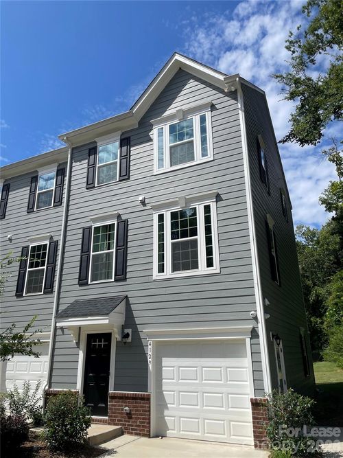 4129 Edenborn Ln, Charlotte, NC, 28208-6365 | Card Image