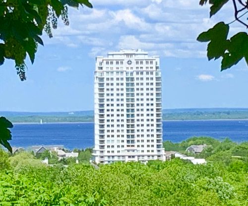 704-1 Tower Dr, Portsmouth, RI, 02871 | Card Image