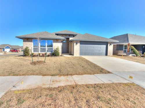 1000 Redwood Creek Dr, Yukon, OK, 73099-3552 | Card Image