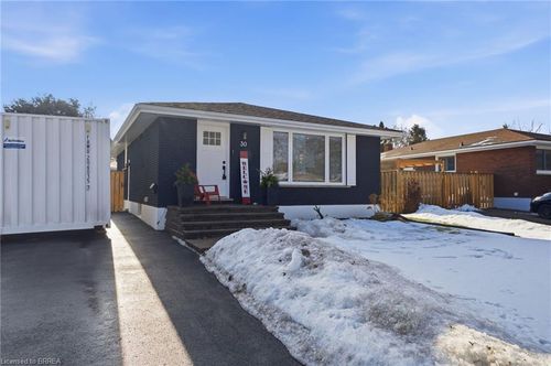 30 Allanton Boulevard, Brantford, ON, N3R3C1 | Card Image