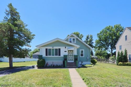 124 Firth St, South Plainfield, NJ, 07080-3722 | Card Image