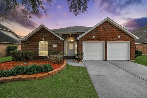 9711 Andrews Ln, Missouri City, TX, 77459-6346 | Card Image