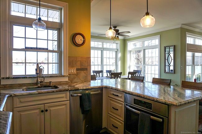 86 Lake Shore Dr, House other with 3 bedrooms, 4 bathrooms and 4 parking in Middlefield CT | Image 12