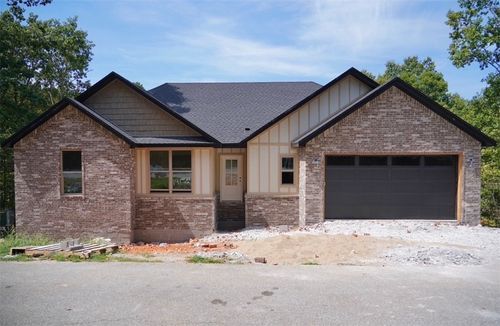 19 Egton Dr, Bella Vista, AR, 72714-1951 | Card Image
