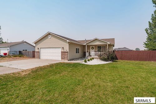 3893 E Ash Ln, Rigby, ID, 83442-5320 | Card Image