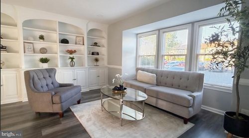 607 Greenwich Ct, East Windsor, NJ, 08520-5612 | Card Image