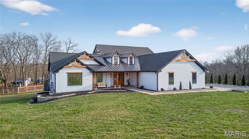 350 Birkhead Rd, Winfield, MO, 63389-3247 | Card Image