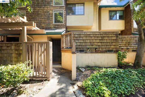 43081 Mayfair Park Ter, Fremont, CA, 94538-5975 | Card Image