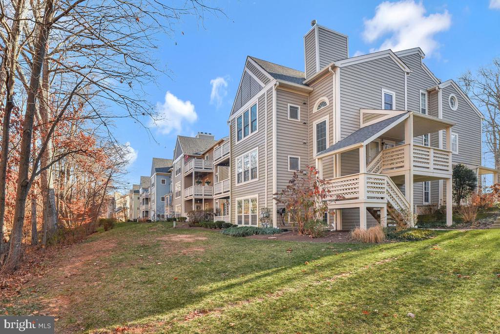 Willow Point Dr, Falls Church, VA 22042