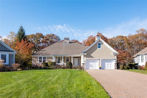 8 Kettle Close, Westerly, RI, 02891-3697 | Card Image