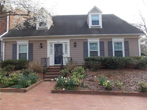 516 Lindley Road, Greensboro, NC, 27410 | Card Image