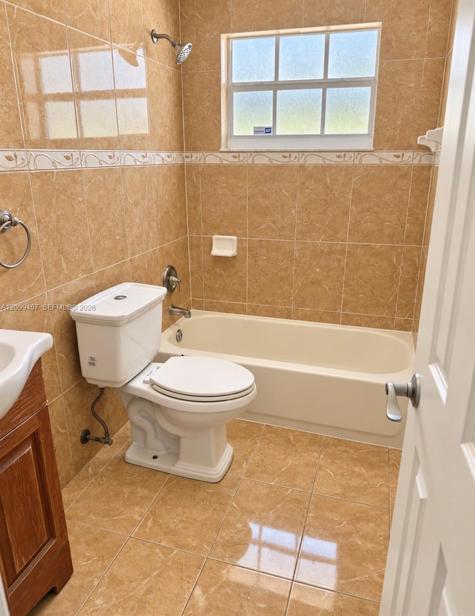 Residential Lease in Miami 4