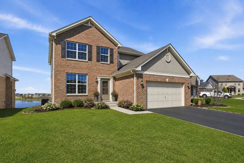 10322 Adler Cv, Saint John, IN, 46373-8785 | Card Image