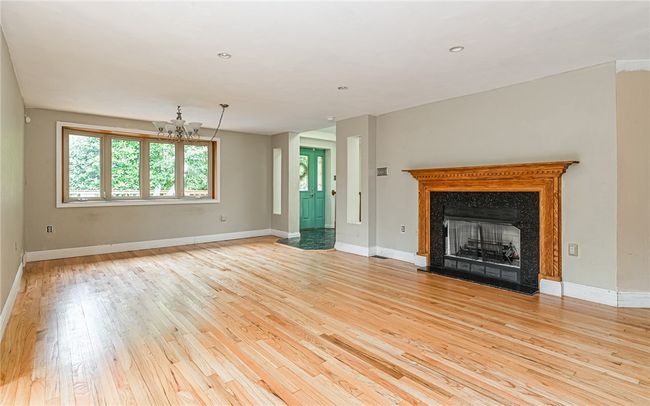 116 Parkfel Ave, House other with 2 bedrooms, 2 bathrooms and 2 parking in Mccandless PA | Image 10