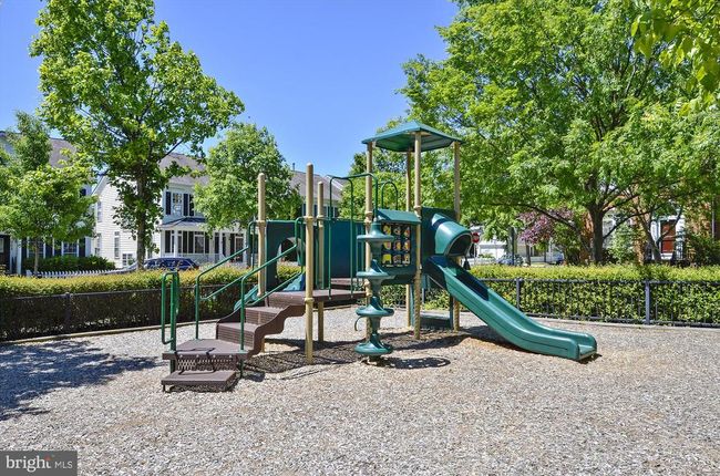 623-B - 623 Main St, Townhouse with 3 bedrooms, 3 bathrooms and null parking in GAITHERSBURG MD | Image 36