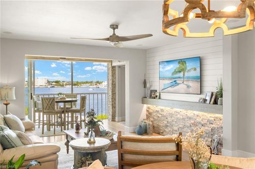 apt-d37-1140 Little Neck Ct, NAPLES, FL, 34102-0568 | Card Image