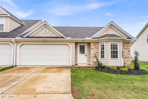 736 Rivers Edge Lane, Painesville, OH, 44077 | Card Image