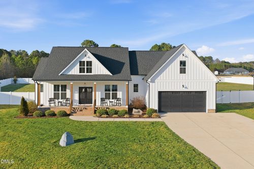 150 Eagle Chase Dr, Youngsville, NC, 27596-7357 | Card Image