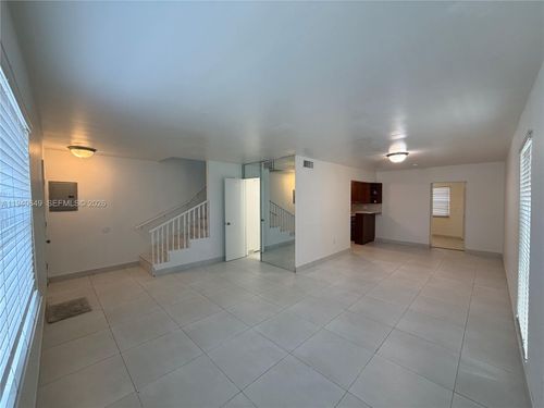 7f-20 Sw 108th Ave, Miami, FL, 33174-1436 | Card Image