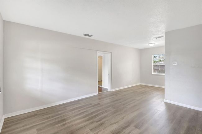 2102 E Bougainvillea Ave, House other with 4 bedrooms, 2 bathrooms and null parking in TAMPA FL | Image 6