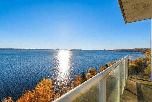 304-647 Bedford Highway, Halifax, NS, B3M0A5 | Card Image