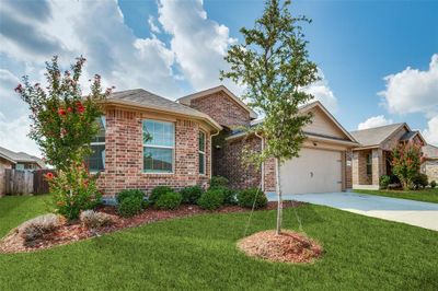 9333 Leveret Lane, House other with 4 bedrooms, 2 bathrooms and null parking in Fort Worth TX | Image 1