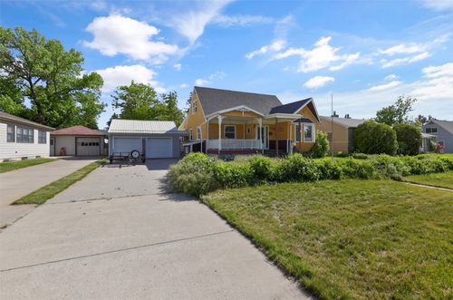 2324 6th Ave S, Great Falls, MT, 59405-2919 | Card Image