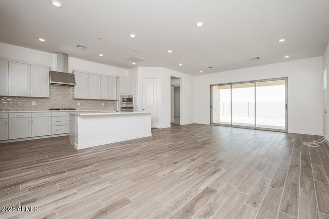 352 E Las Perlas Ln, House other with 4 bedrooms, 3 bathrooms and null parking in San Tan Valley AZ | Image 7